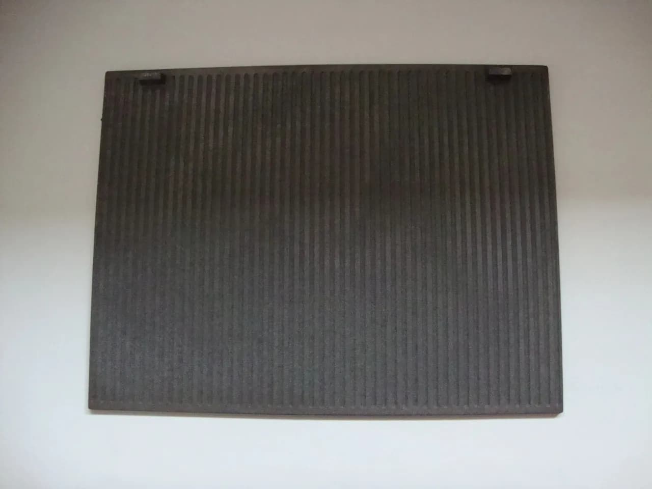 Tylna płyta do kominka: wymiana, naprawa i jak zapewnić prawidłowe działanie?